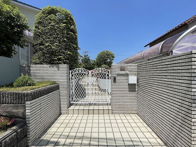 6SLDK House in Hoshiwadai, Kobe - 167.76㎡ Living Space - Thumbnail 2