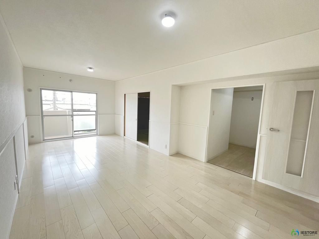 Nagarecho View Heights 3LDK Apartment in Osaka - Thumbnail 2