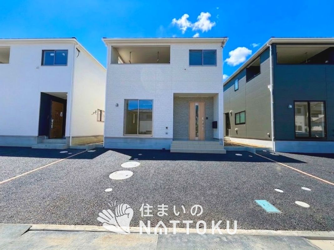New 3LDK House for Sale in Wakayama City Near Station - Thumbnail 2