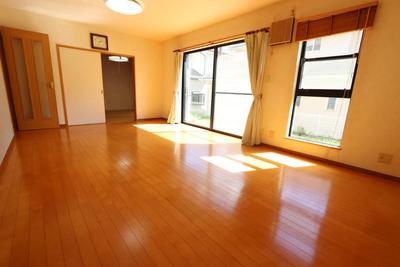 Togane City Hiyoshidai Used House | Togane City, 33-minute walk from JR Togane Line Togane Station (property number: 0106564-0003818) — Image 4, Togane, Chiba