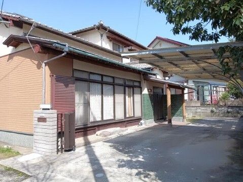 7DK Wooden House for Sale in Nakama City, Fukuoka - 149.28 sqm - Thumbnail 2