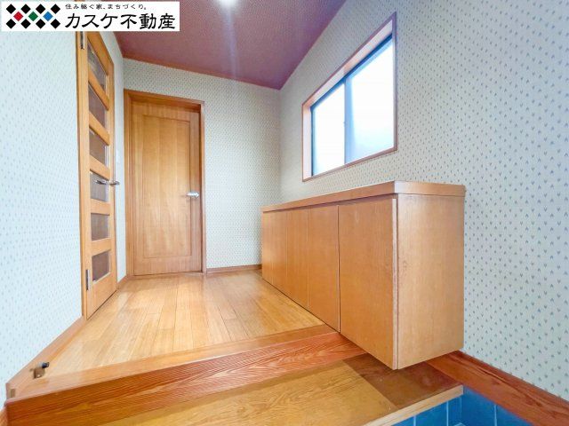 4SLDK House for Sale in Okayama's Naka Ward Hilltop Location - Thumbnail 2