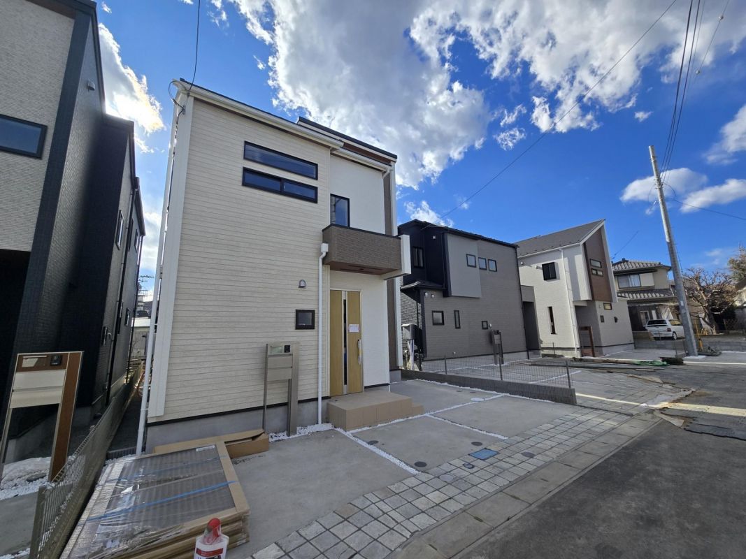 New House in Hiratsuka: Blooming Garden Denawa 10 Units for Sale - Thumbnail 2