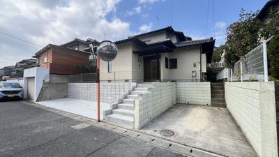 Renovated 4LDK House for Sale in Ogori City Mikuni-ga-oka — Image 1, Ogori, Fukuoka
