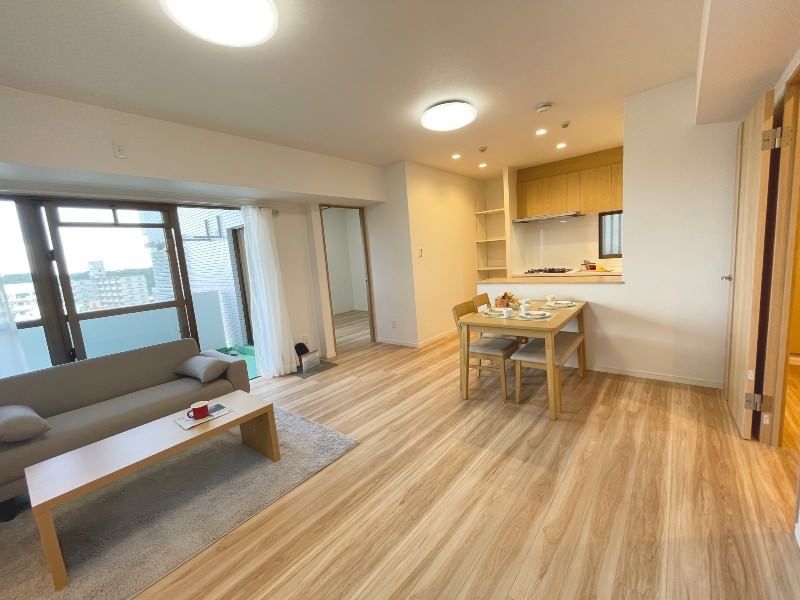 Renovated 3LDK Apartment in Cour Village Naha 8F - Thumbnail 2