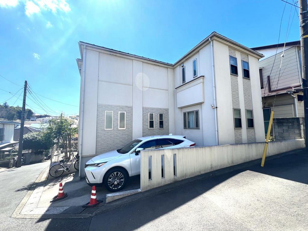 Modern 4LDK house in Yokohama with spacious layout - Thumbnail 2
