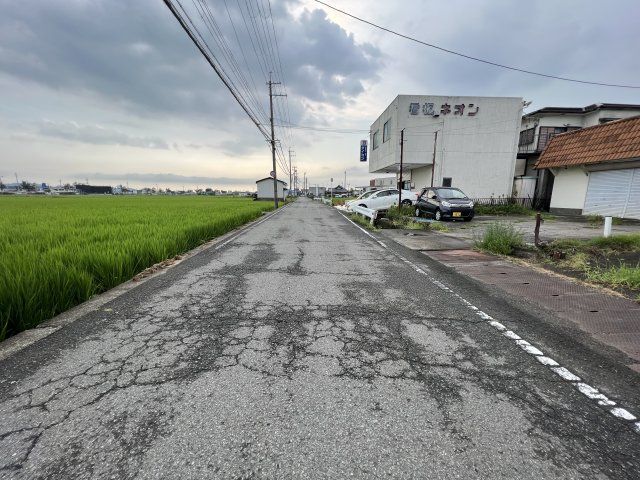 Spacious 3DK House in Wakayama City - Thumbnail 3