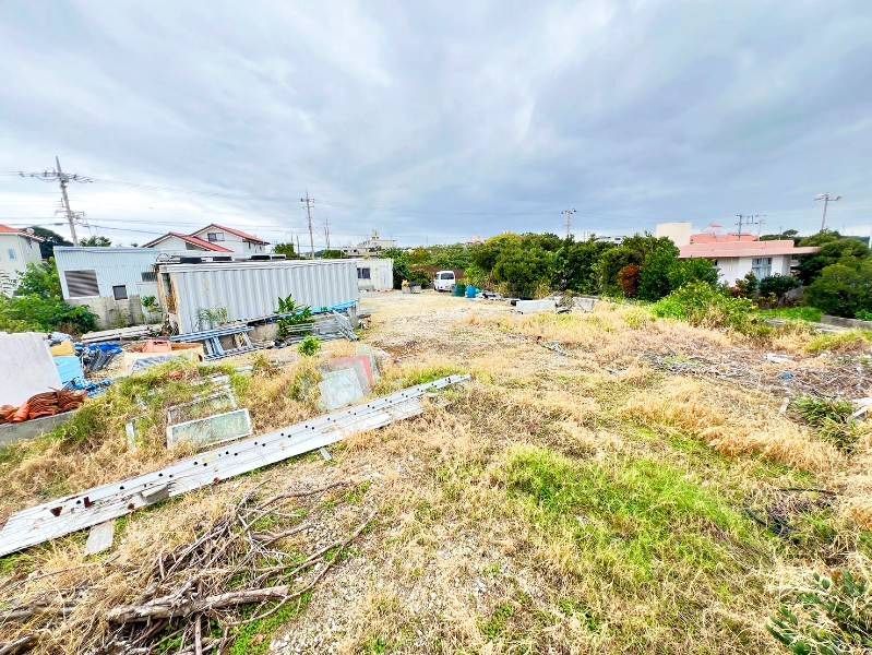 905.47 sqm Land for Sale in Yaeze, Okinawa - No Building Conditions - Thumbnail 3