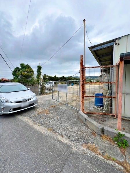 905.47 sqm Land for Sale in Yaeze, Okinawa - No Building Conditions - Thumbnail 2