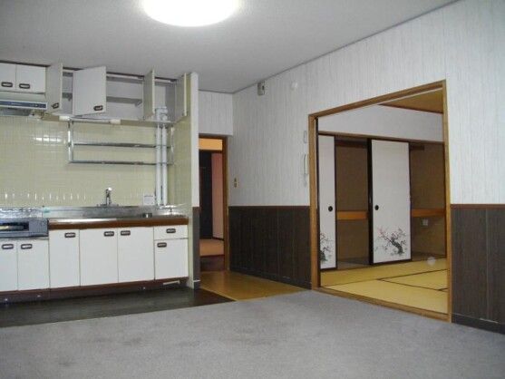 4LDK Apartment for Sale in Zenibako, Otaru, Hokkaido - Thumbnail 2