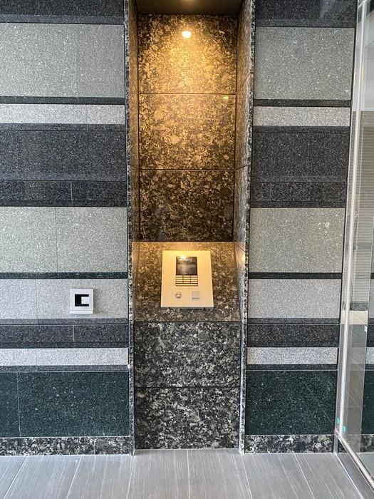 Alpha States Honmachi Rokuchome 14F 3LDK Apartment in Matsuyama - Thumbnail 3