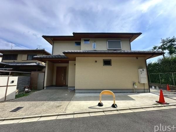 4LDK House for Sale in Kyoto's Ryoanji Area - Thumbnail 3