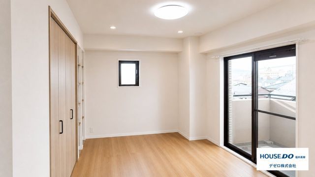 Spacious 3LDK Apartment for Sale in Fukui City, Fukui - Thumbnail 4