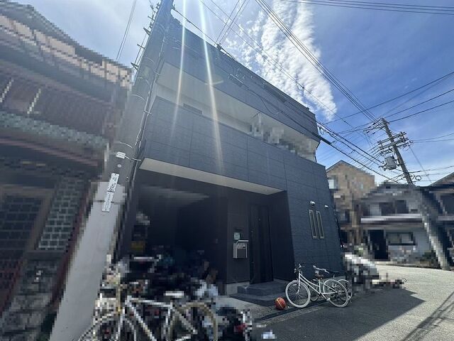 4LDK House in Moriguchi with Parking Near Tsurumi Ryokuchi Park - Thumbnail 2