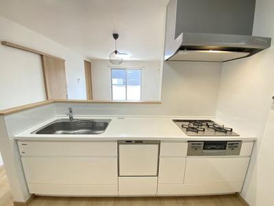 3LDK House in Katano City with Recent Renovations — Image 3, Katano, Osaka