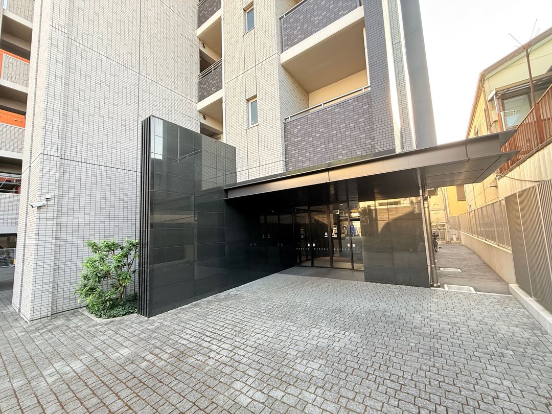 3LDK Apartment in Surpass Gran Gate, Utsunomiya - 74.52 sqm - Thumbnail 3