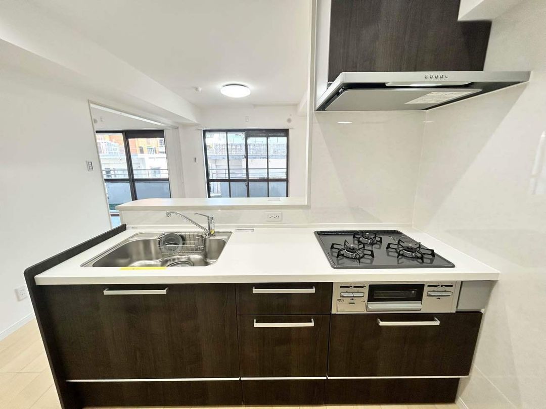 Santopia Yorumiya 3F: Renovated 2LDK Condo in Naha, Okinawa - Thumbnail 4
