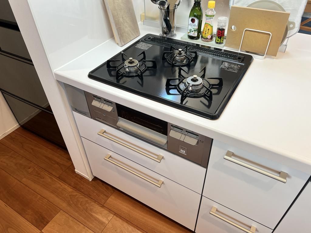 New Single-Story House with Wood Stove, 3 Min Walk to Tokachi-Shimizu Station - Thumbnail 4