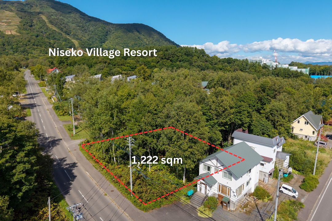 1222 sqm Land for Sale in Niseko, Hokkaido Near Resort - Thumbnail 2