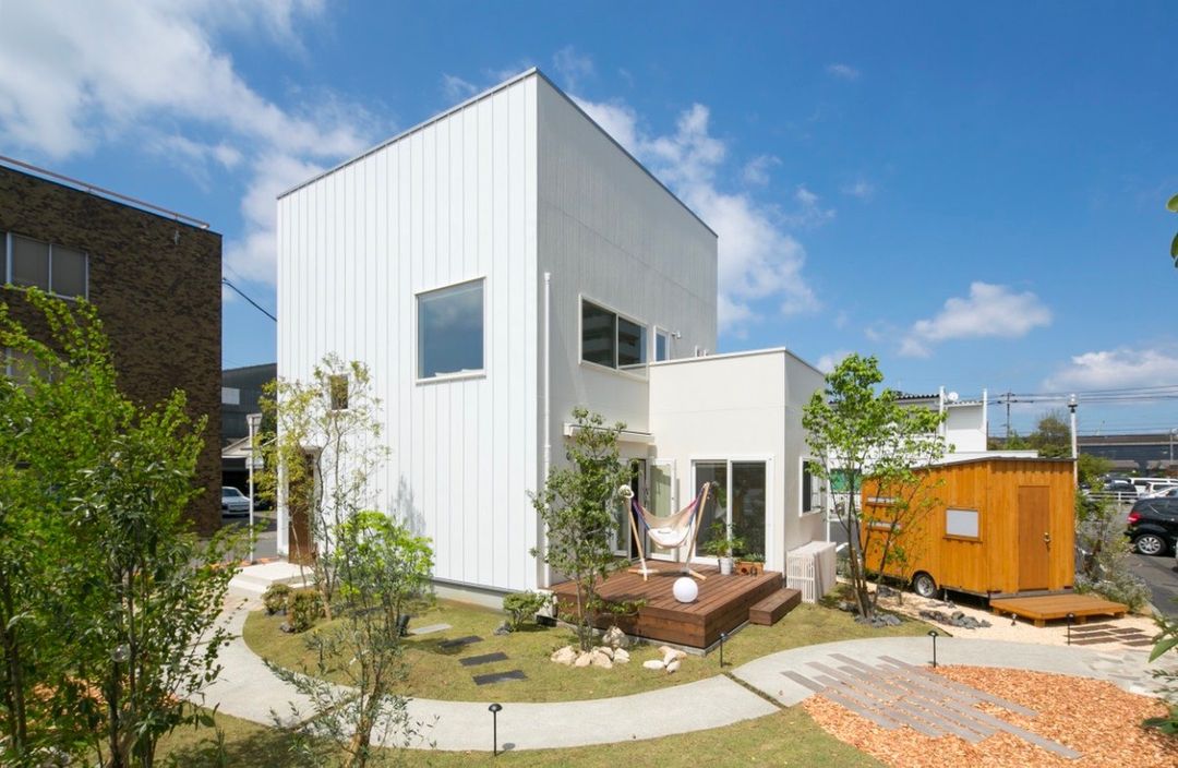 Spacious Land Plots with Custom Home Builds in Koryo, Nara - Thumbnail 2