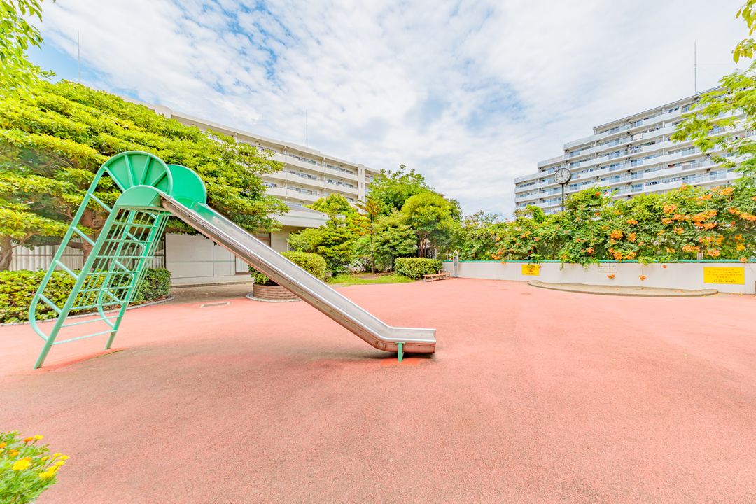 Urayasu Marina East 21 Ocean View 3LDK Apartment for Sale - Thumbnail 2