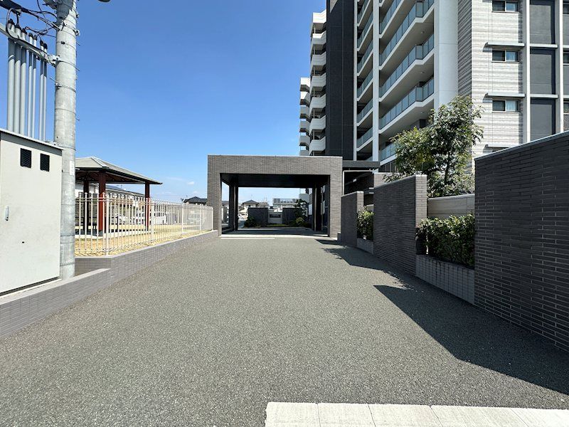 3LDK Apartment for Sale in Nagamine Minami, Kumamoto City - Thumbnail 2