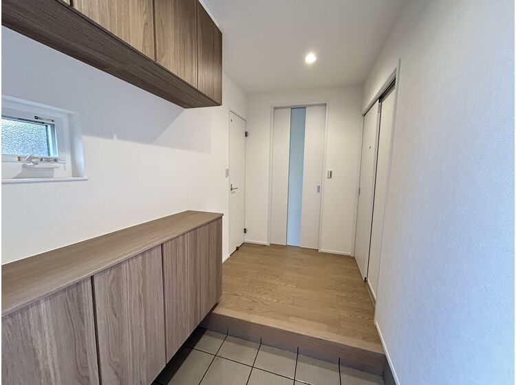Modern 4LDK House for Sale in Komatsu, Ishikawa - 92.73 sqm - Thumbnail 4