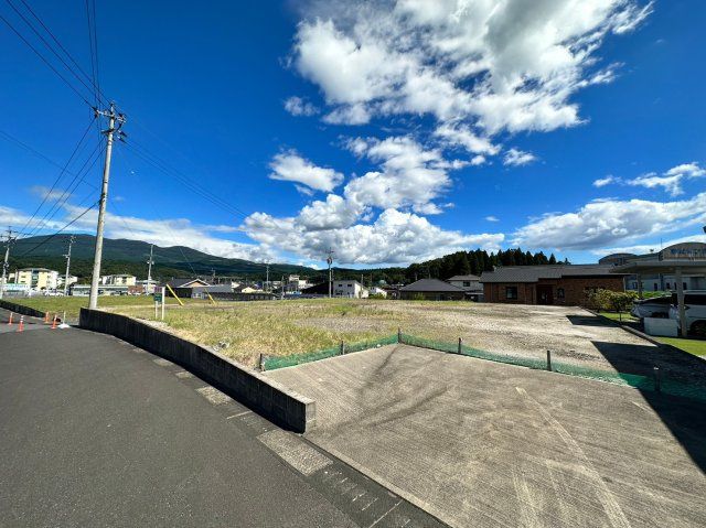 Vacant Land for Sale in Yūsui Town, Kagoshima - 722 sqm Plot - Thumbnail 3
