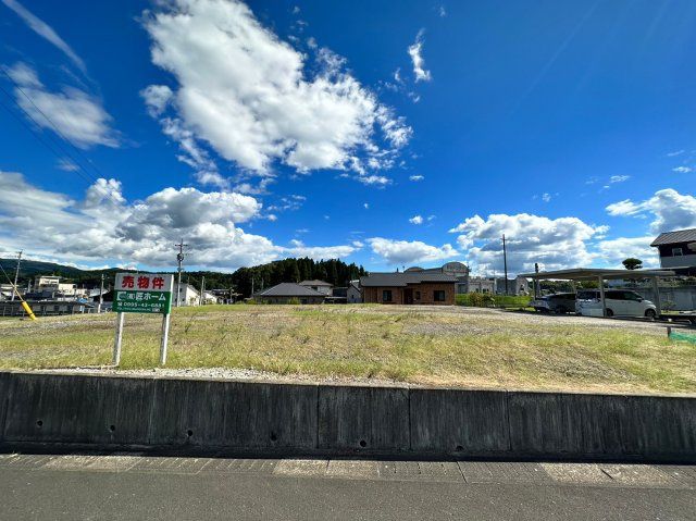 Vacant Land for Sale in Yūsui Town, Kagoshima - 722 sqm Plot - Thumbnail 2