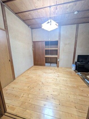 Traditional 1969 House for Sale in Toyota City, Aichi - Thumbnail 3