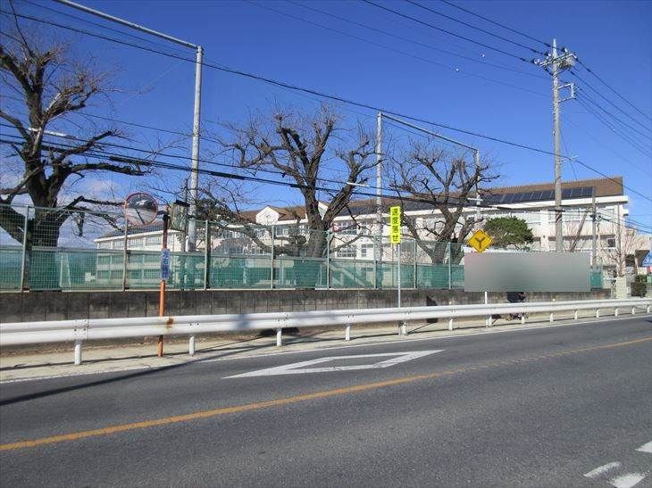 4DK House Near Kukuri Station in Isezaki - Thumbnail 3
