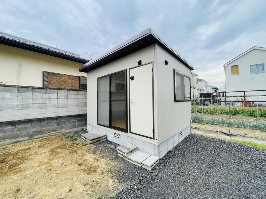 4LDK Single-Family Home for Sale in Isesaki, Gunma - Image 1