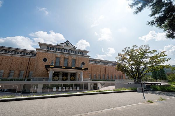 Operational Kyoto Lodging Facility Near Heian Shrine for Sale - Thumbnail 3