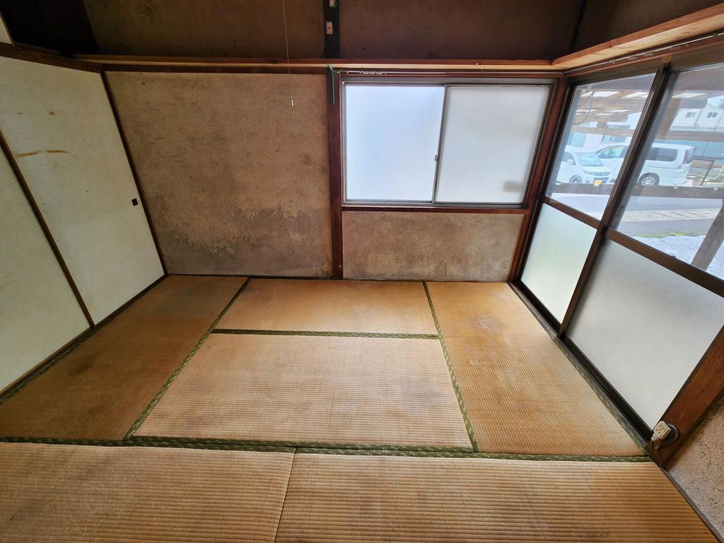 4DK Traditional House in Tsuyama with Garden - Thumbnail 4