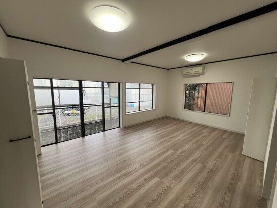 Renovated 2LDK House for Sale in Toyama City, Toyama - Thumbnail 3