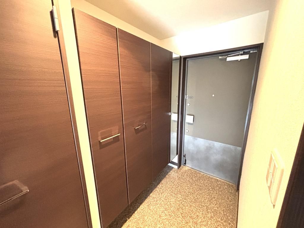 Renovated 4LDK Apartment for Sale near Yayoi-ga-oka Station, Tosu - Thumbnail 4