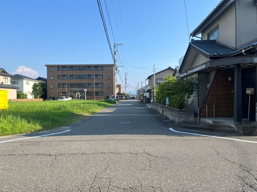 ZEH New House with Solar Panels for Sale in Fukui City - Thumbnail 3