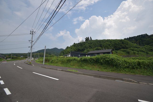 Land for Sale in Iriki, Satsumasendai City, Kagoshima - Thumbnail 2