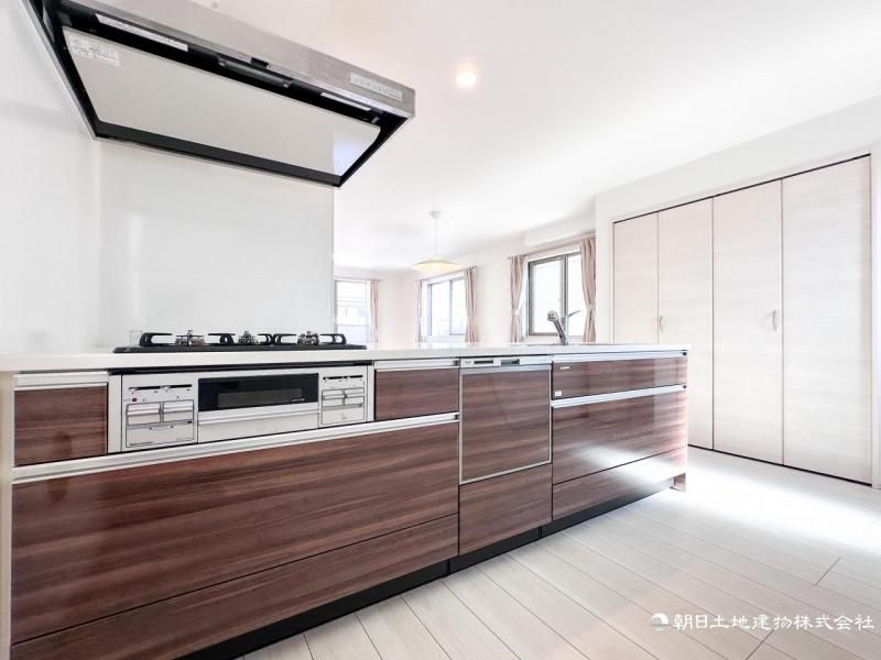 Modern 3LDK House for Sale in Hodogaya, Yokohama - Built 2019 - Thumbnail 3