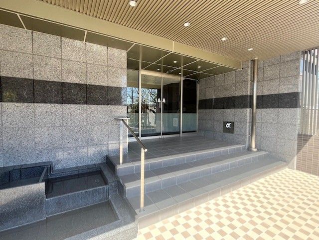 Alpha States Murasaki-bara 3LDK Apartment for Sale in Kagoshima - Thumbnail 2