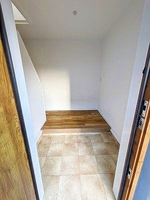 Renovated 4LDK House in Midorigaoka, Oita City - Thumbnail 2