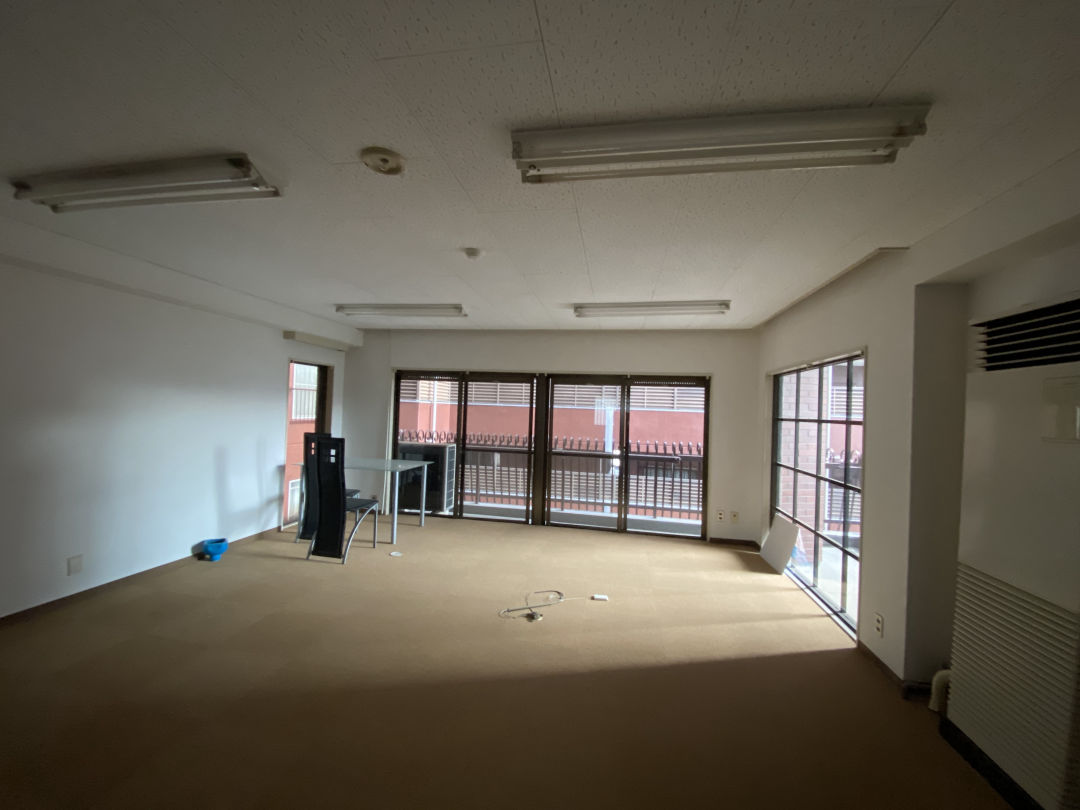 Hiroshima apartment near Shukkeien Garden with balcony - Thumbnail 4