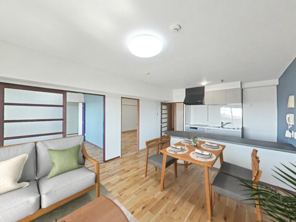 Renovated 2LDK Apartment in Tamana City with Balcony View - Thumbnail 4