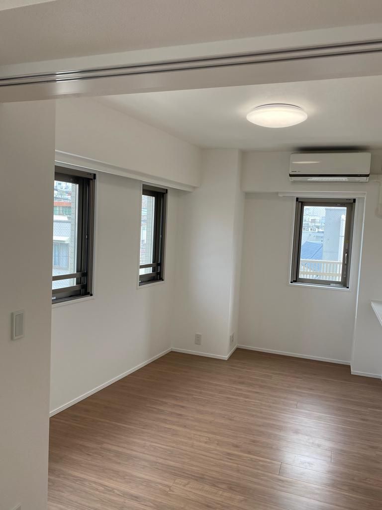 Brands Shinjuku Tomikura-cho 501 1LDK Apartment for Sale - Thumbnail 4
