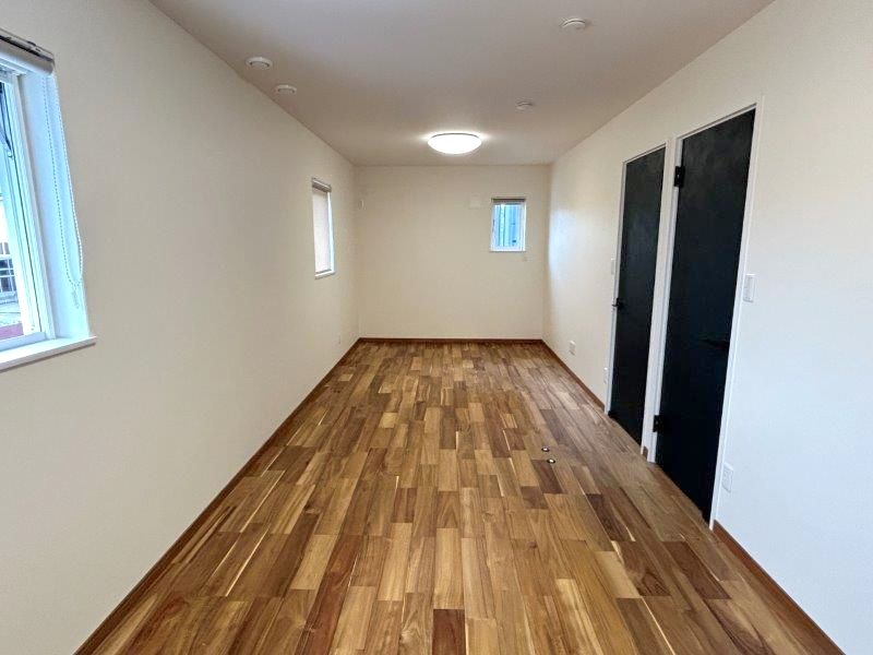 3SLDK House for Sale in Kahoku City, Ishikawa Near Unoke Station - Thumbnail 2