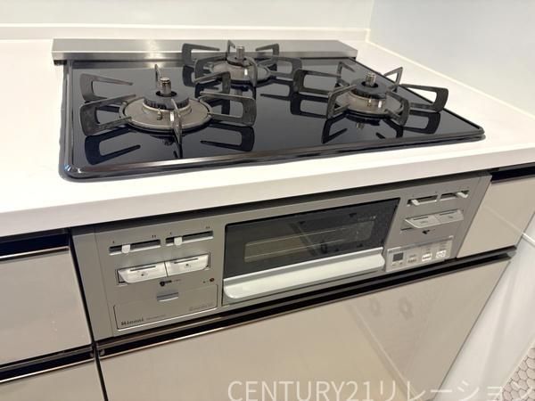 First Link Residence 3LDK Condo with Private Garden in Ebina - Thumbnail 2