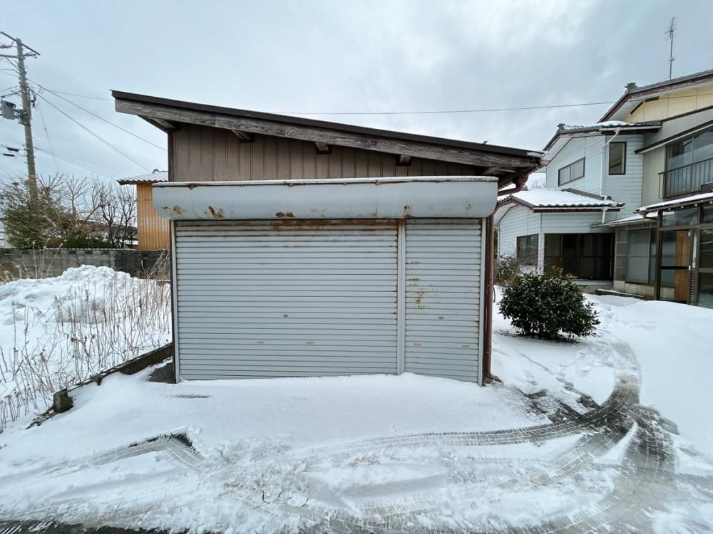 Renovated 4LDK House with Garage in Murakami, Niigata - Thumbnail 3