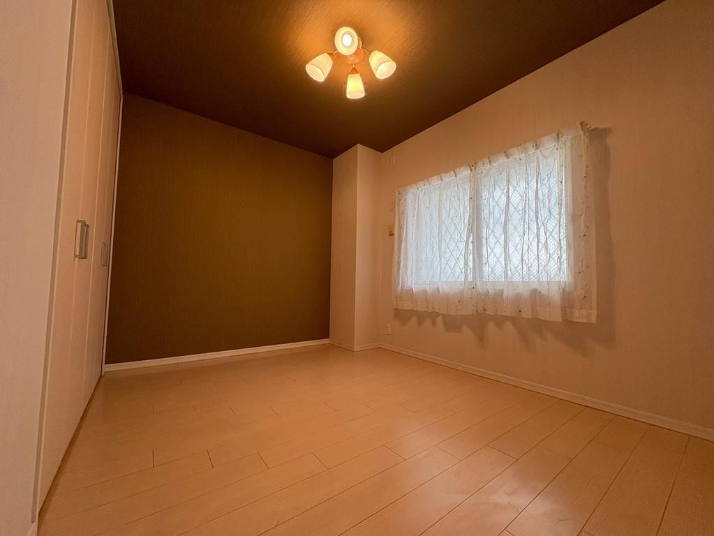 3LDK Condominium in Tokushima City with South-Facing Balcony - Thumbnail 4