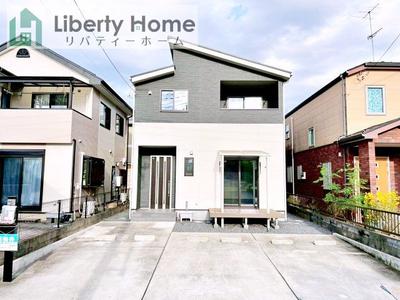 Modern 3-Bedroom House in Ryugasaki with Solar Power — Image 7, Ryugasaki, Ibaraki