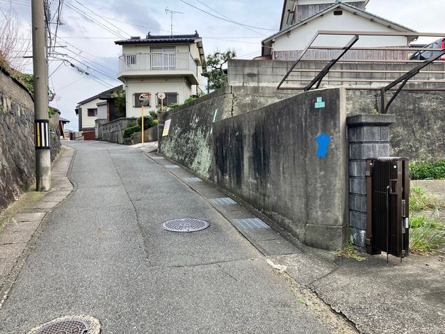 Residential Land Plot with Old House in Shimonoseki, Yamaguchi - Thumbnail 2